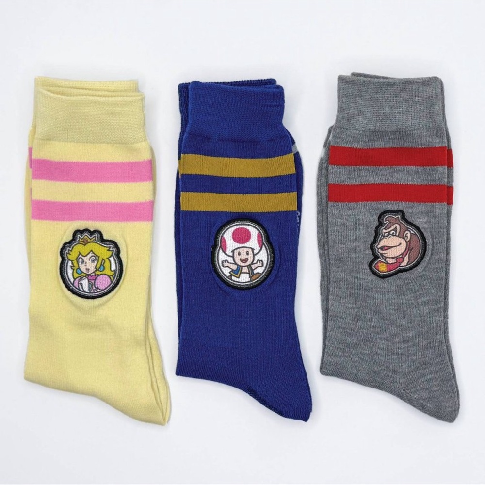 Super Mario Crew Socks 3-Pack Unisex sizes 8–12 Peach Toad Donkey Kong